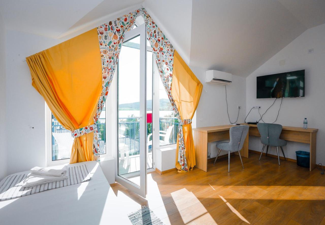 Laguna Beach Club Bazaleti Lake Dushet'i Екстериор снимка