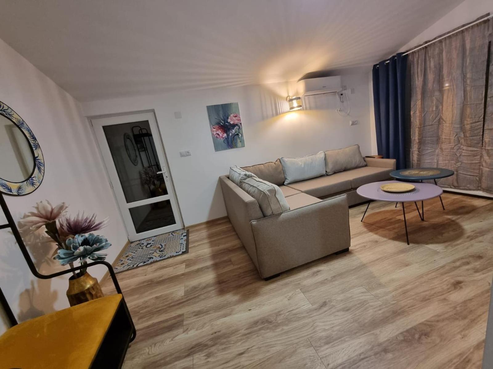 Laguna Beach Club Bazaleti Lake Dushet'i Стая снимка